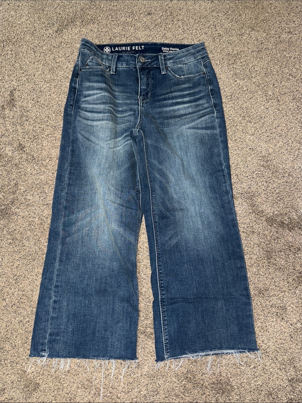 NWOT Laurie Felt Wide-Leg Medium Blue Denim Jeans with Raw Hem